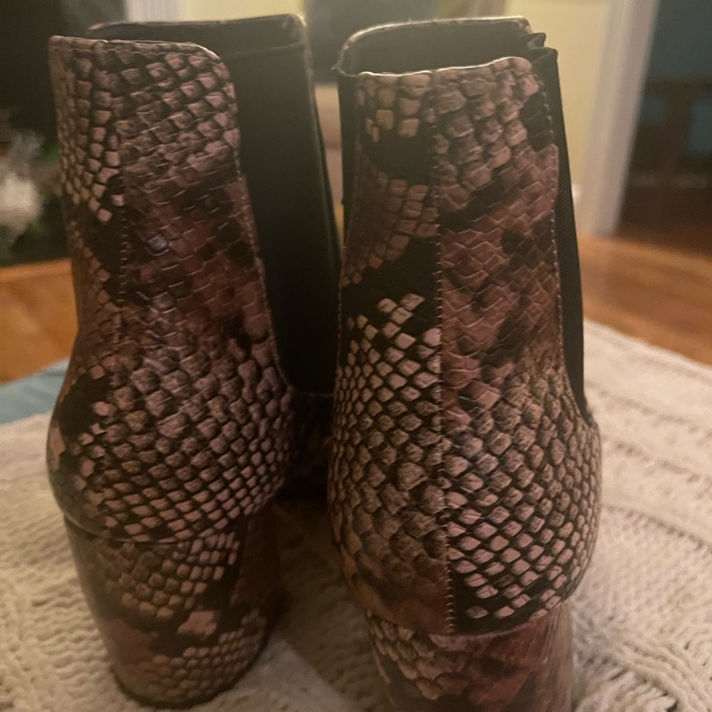 Quips Faux Snakeskin Boots - Picture 2 of 6